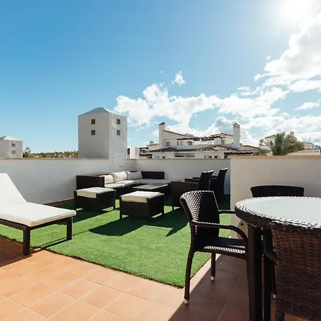 2bdr Penthouse, Naranjos, W/pool, 2km P.banus 公寓